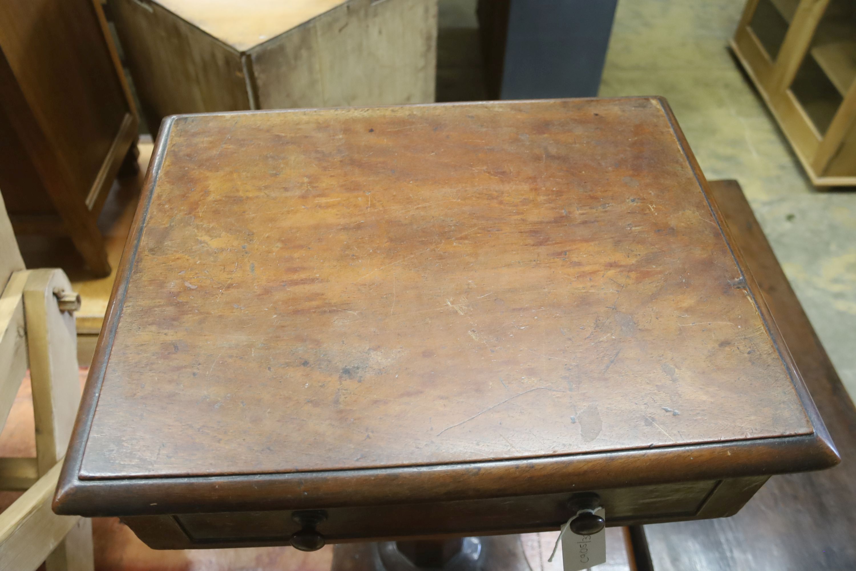 A Victorian mahogany work table, width 50cm, depth 40cm, height 73cm